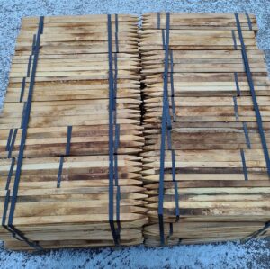 Akác karó 25 x 25 x 600